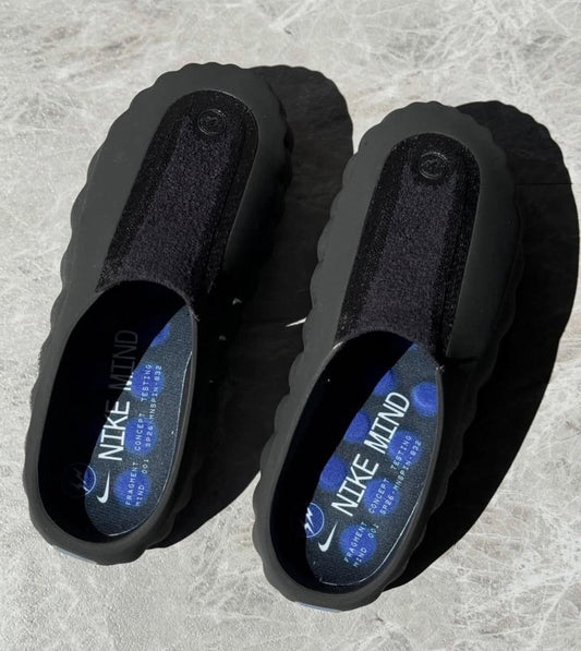 Nike MIND Black+Blue